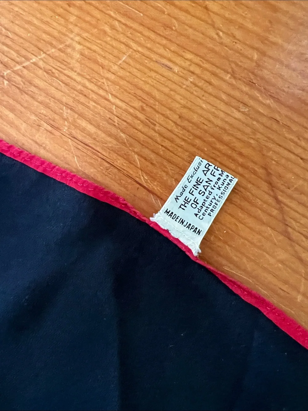 NWOT 1989 SF Museum scarf 100% silk